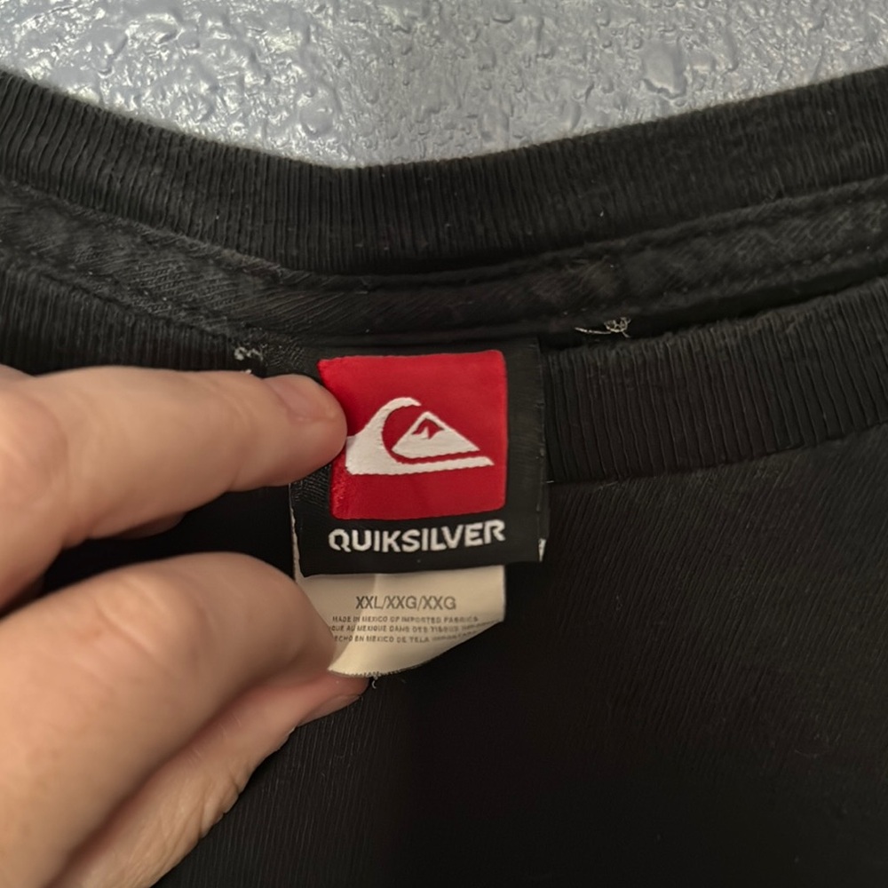 Quiksilver Black Tee with White and Red Logo - Picture 3 of 4